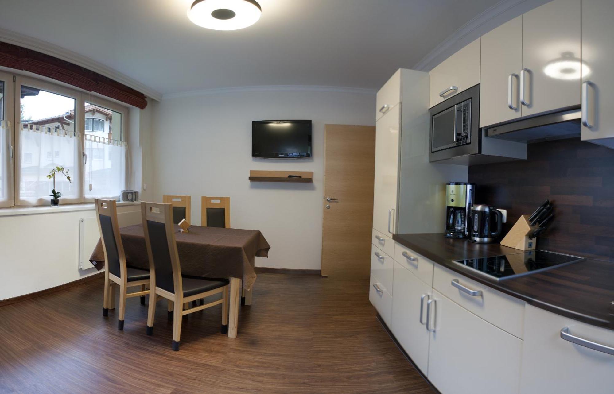 Apartment Mozart Майрхофен Номер фото