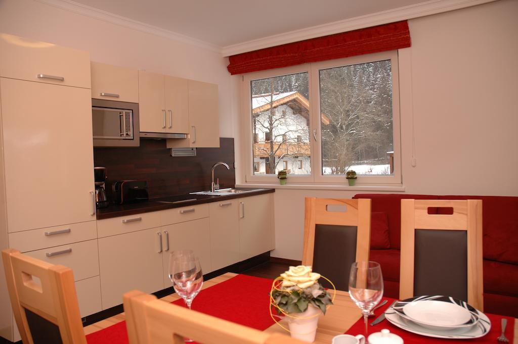 Apartment Mozart Майрхофен Номер фото