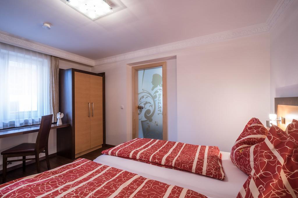 Apartment Mozart Майрхофен Экстерьер фото