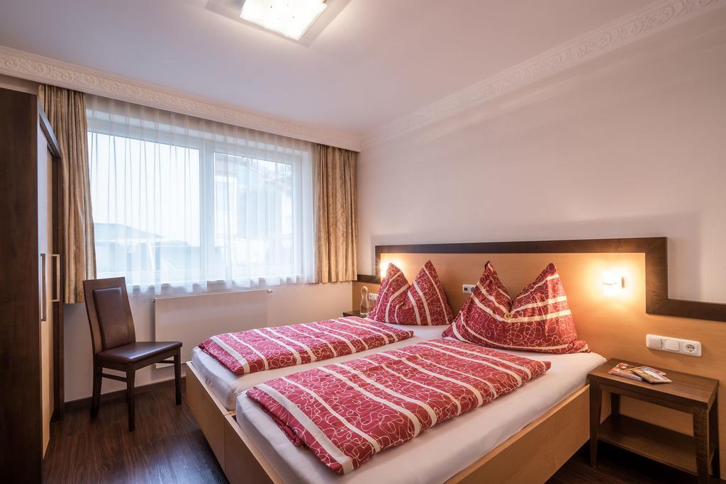 Apartment Mozart Майрхофен Экстерьер фото