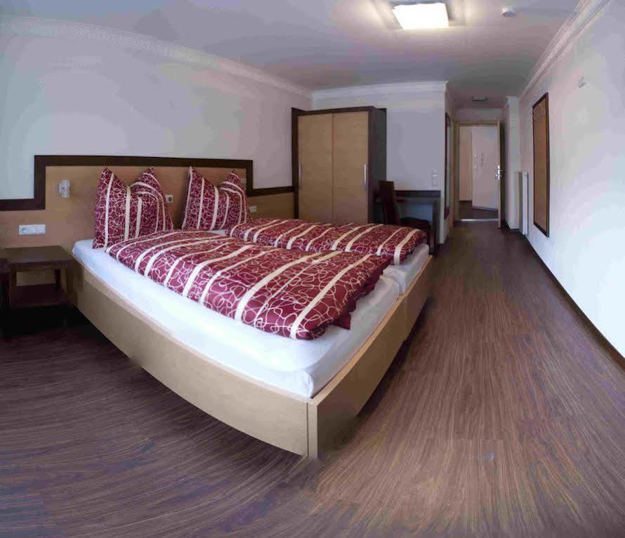 Apartment Mozart Майрхофен Экстерьер фото